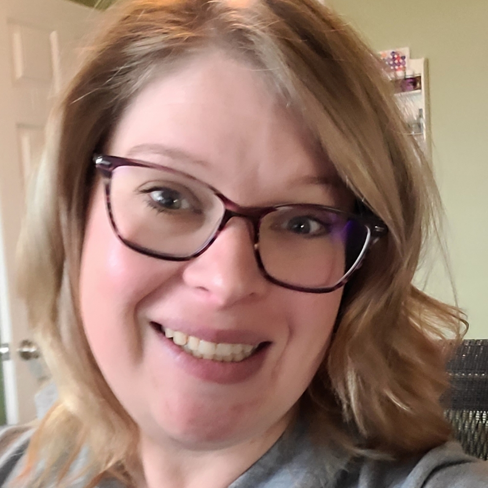 Meet your Posher, Denise